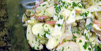 Apple and Walnut Salad - Crunchy Apple Starters